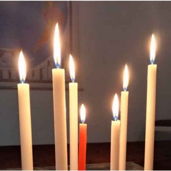 卸売ホワイトキャンドルアフリカワックスブジー18グラムvelasスティック柱装飾家庭用キャンドル